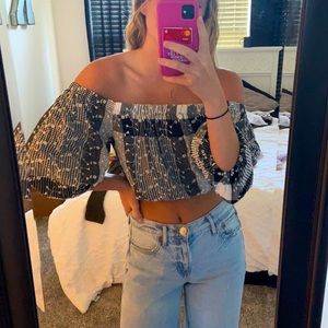 Crop top puffy sleeves